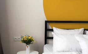 Big Three Apartments In Avlabari, Old Tbilisi